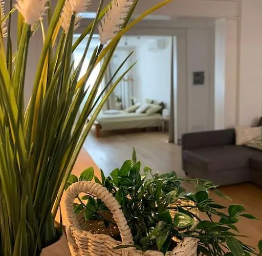 Apartamento Interno4home: In Centro Storico Con Posto Auto Ferrara