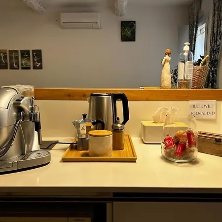 Interno4home: In Centro Storico Con Posto Auto Ferrara