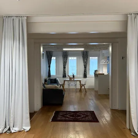 Interno4home: In Centro Storico Con Posto Auto *