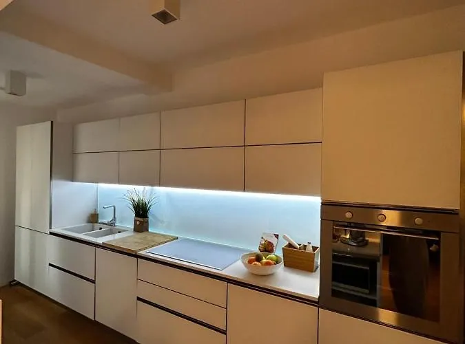 Appartamento Interno4home: In Centro Storico Con Posto Auto Ferrara