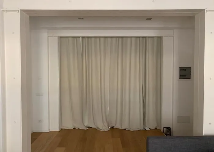 Interno4home: In Centro Storico Con Posto Auto Ferrara