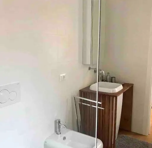 Interno4home: In Centro Storico Con Posto Auto Appartamento *