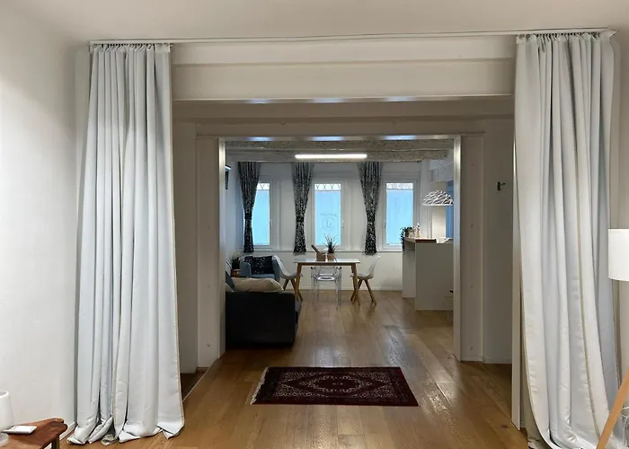 Interno4home: In Centro Storico Con Posto Auto *